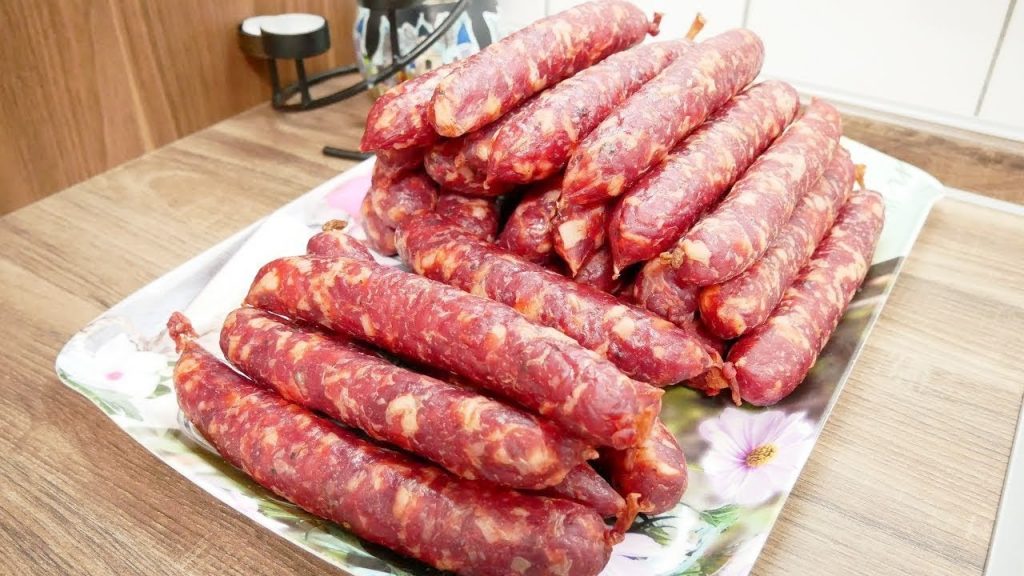 cách làm lạp xưởng tôm thơm ngon